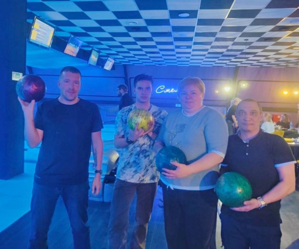 Коллектив Гусиноозёрской ГРЭС провёл увлекательные выходные в боулинг-клубе